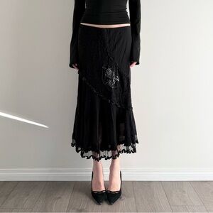 B . D gothic mesh lace midi skirt